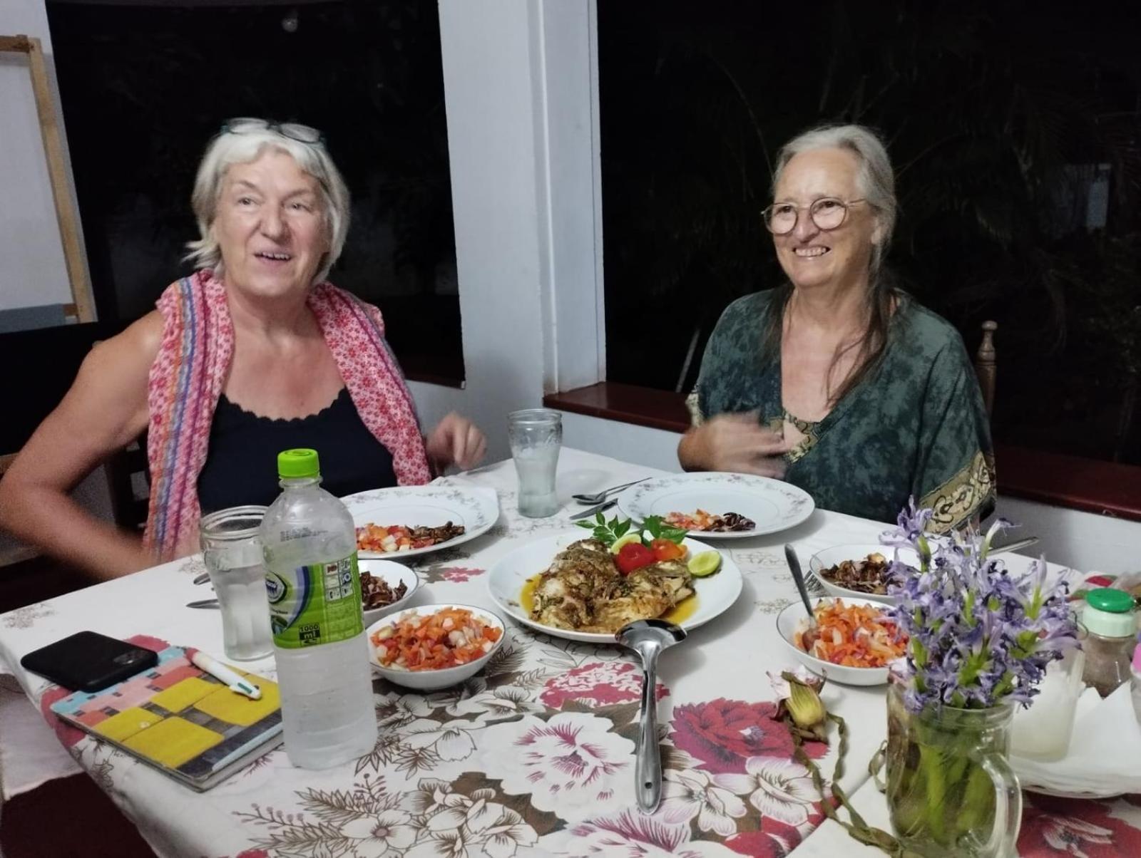 Sanaya Homestay Tangalle Phòng bức ảnh